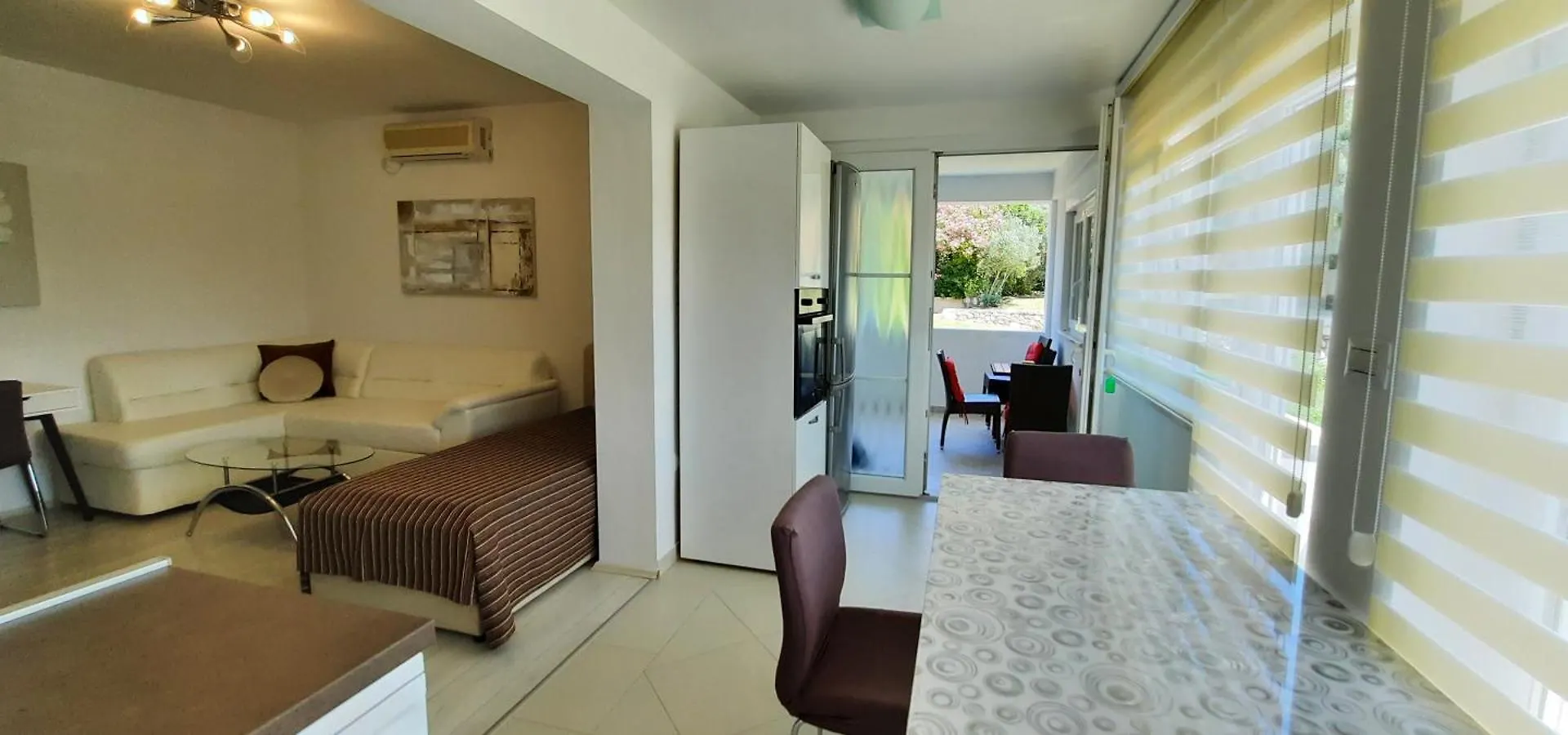 Apartments Myrjam Baška 0*,