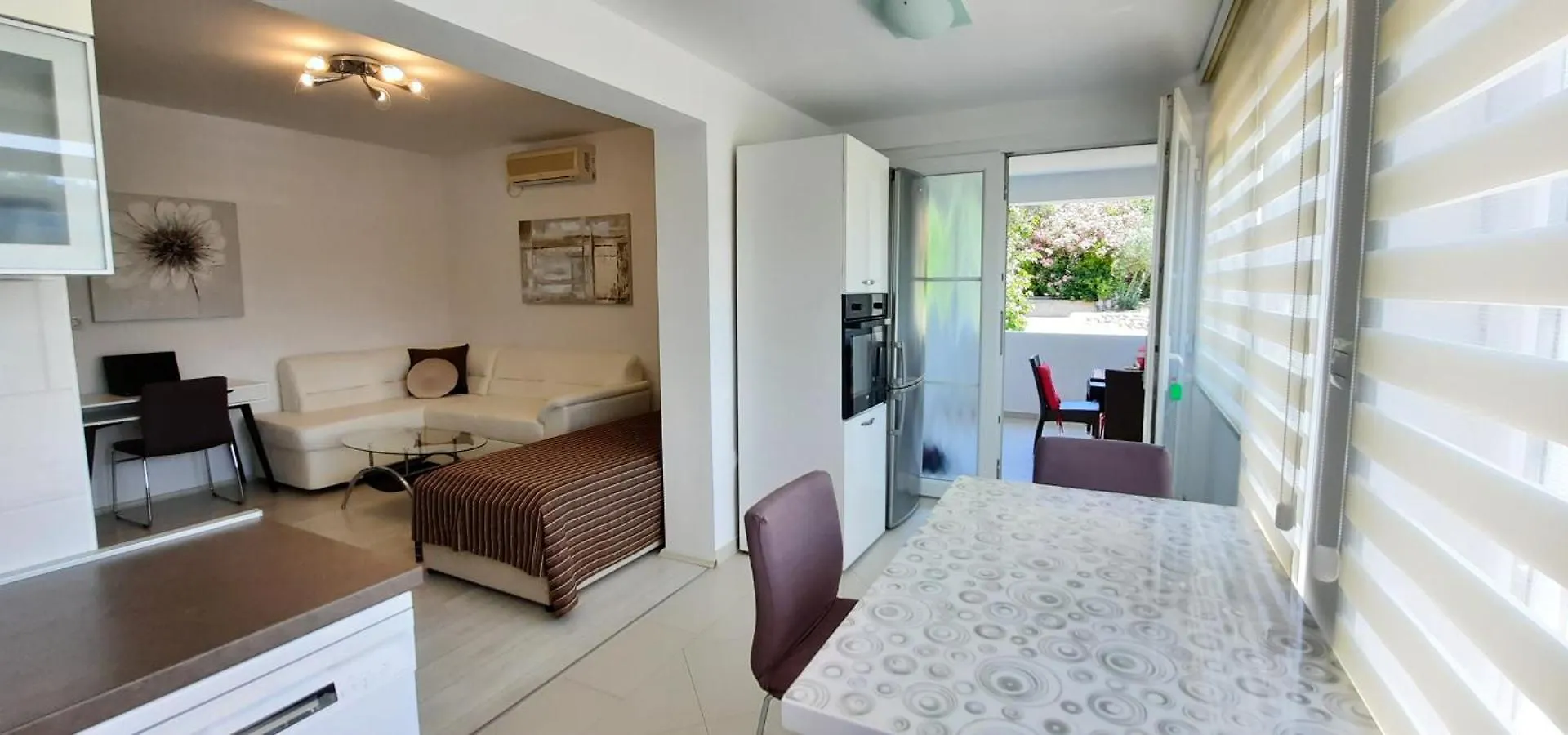 Apartments Myrjam Baska  0*, Baska (Krk)