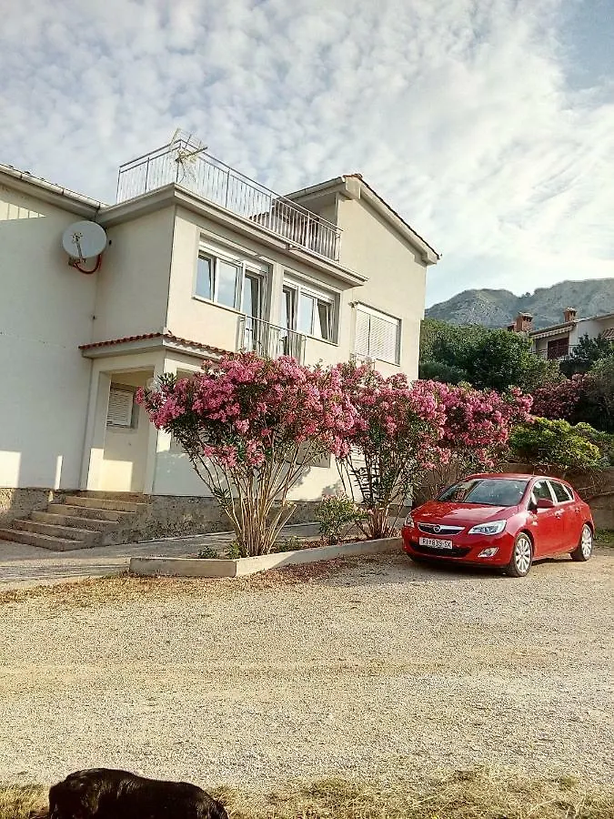 Apartments Myrjam Baska  Baska (Krk)